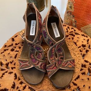Steve Madden Leather + Multi Color Fabric Sandals - Size 6.5